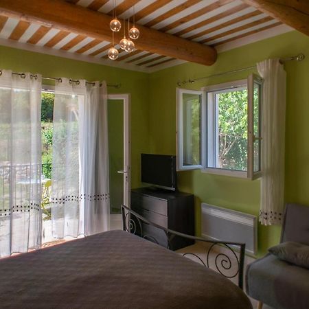 Bed and Breakfast Les Manaux En Provence Roquevaire Екстер'єр фото